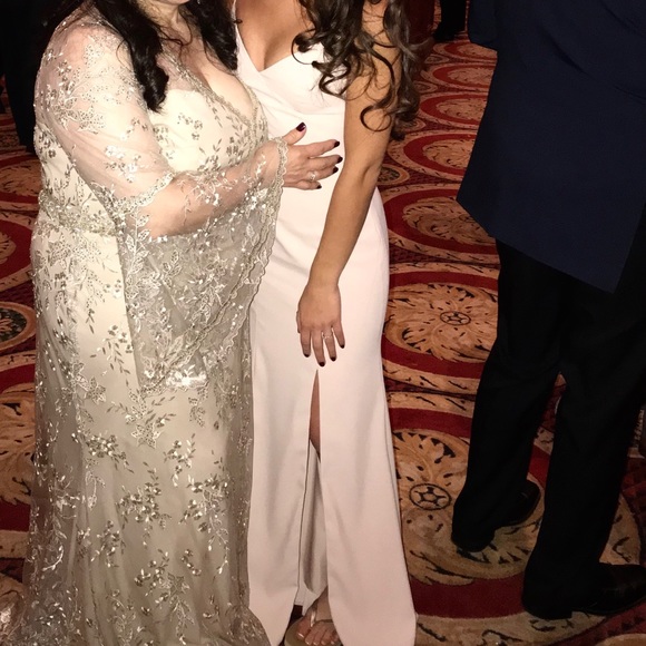 Nude dress - Picture 2 of 2